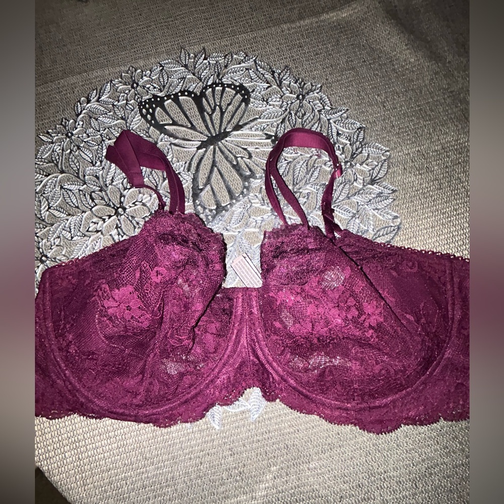 Victoria's Secret Burgundy Lace Underwire Bra